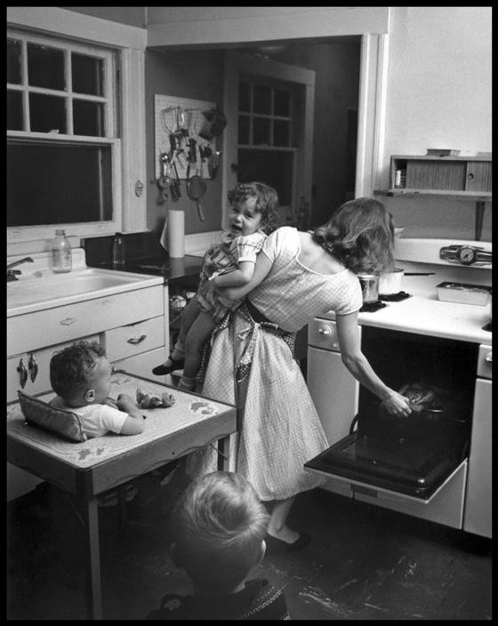 New Rochelle, New York, 1955 (busy mom)