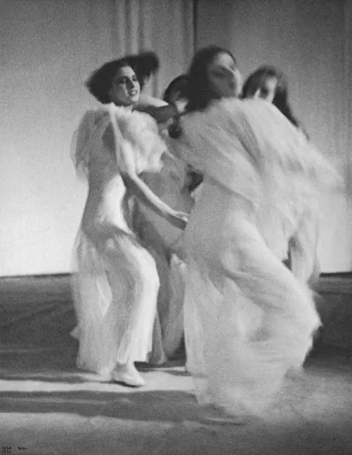 Four Dancers in the Ballet Errante, 1933