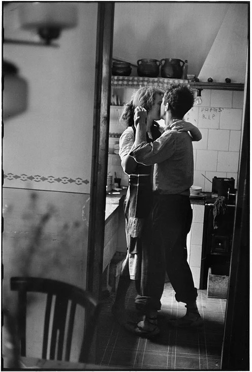 Elliott Erwitt Valencia, Spain (couple dancing)